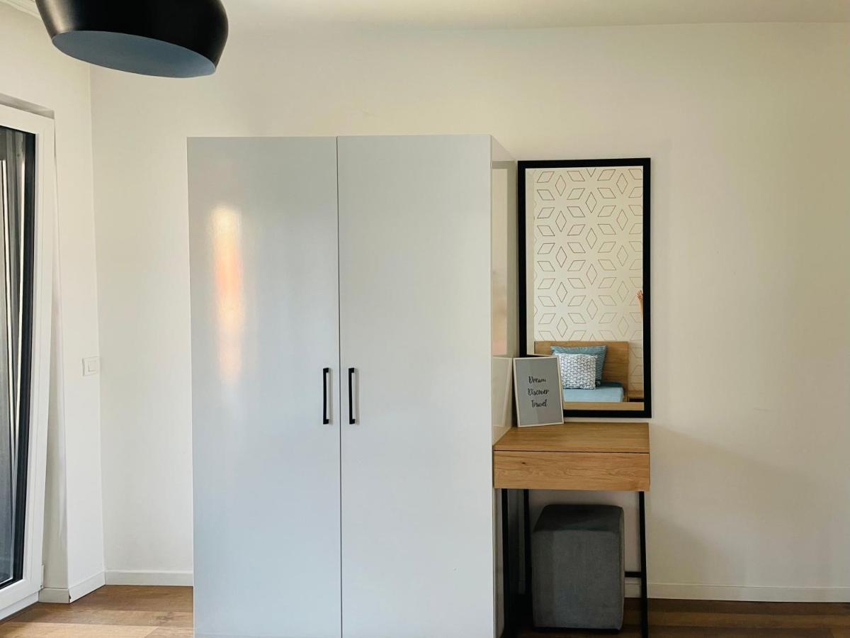 פרישטינה Tower Apartment מראה חיצוני תמונה