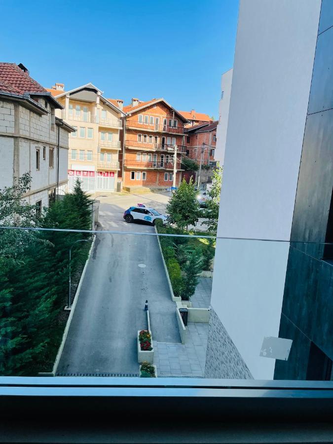 פרישטינה Tower Apartment מראה חיצוני תמונה