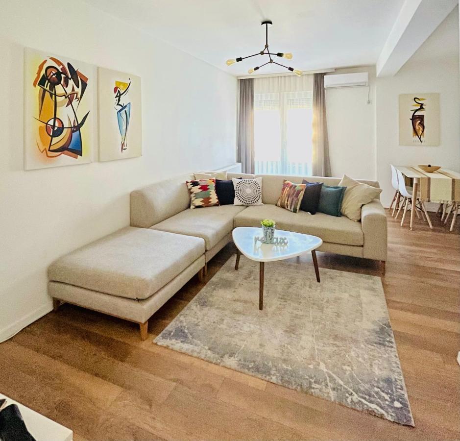 פרישטינה Tower Apartment מראה חיצוני תמונה