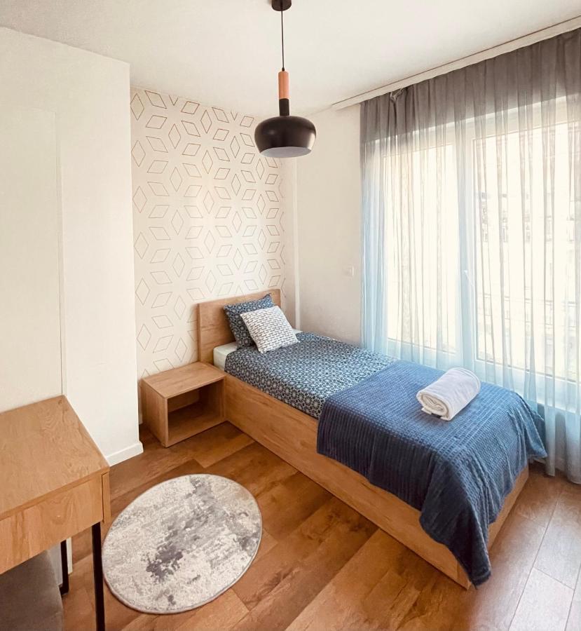 פרישטינה Tower Apartment מראה חיצוני תמונה